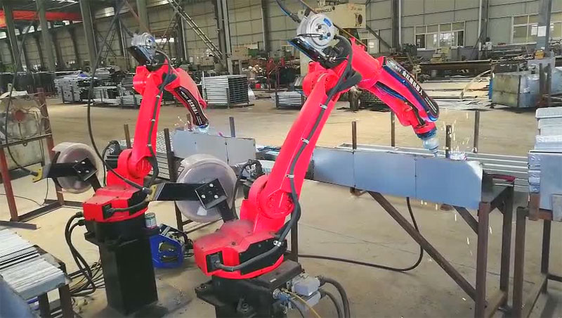 Industrial robot